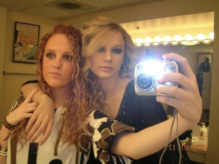 abigail and taylor swift - Sht Ro 2007